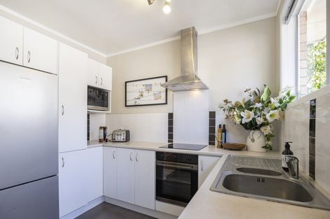 Photo of property in 5/252 Meola Road, Point Chevalier, Auckland, 1022