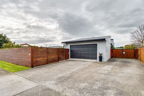 Photo of property in 1 Blundell Avenue, Waipukurau, 4200