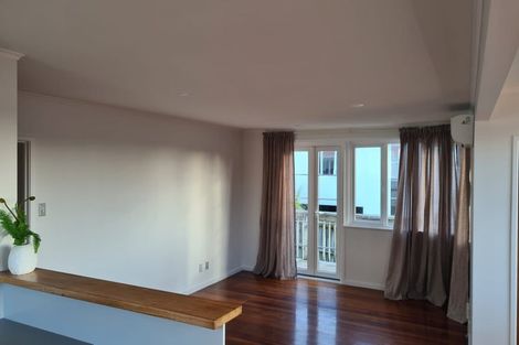 Photo of property in 17 Kawerau Avenue, Devonport, Auckland, 0624