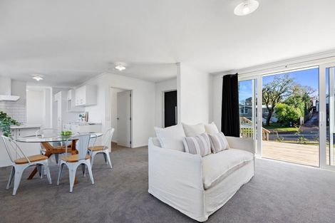 Photo of property in 18 Regent Street, Brookfield, Tauranga, 3110