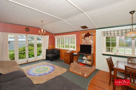 Photo of property in 1995 Ngunguru Road, Ngunguru, Whangarei, 0173