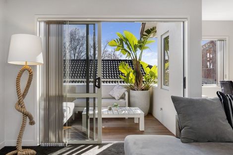 Photo of property in 36 Rewarewa Place, Matua, Tauranga, 3110