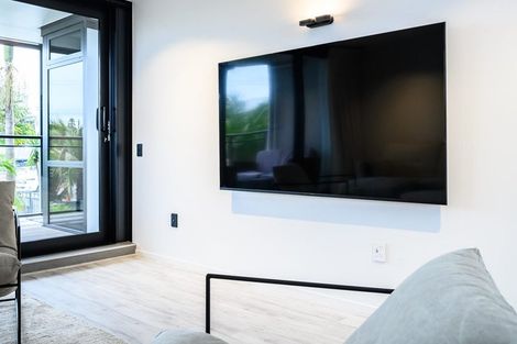 Photo of property in 2-06/424 Maunganui Road, Mount Maunganui, 3116