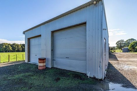 Photo of property in 195 Muhunoa Road East, Ohau, Levin, 5570