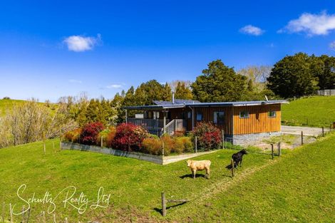 Photo of property in 32 Nikau Lane, Maungaturoto, 0520