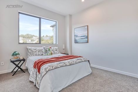 Photo of property in 52 Blacks Road, Greenhithe, Auckland, 0632