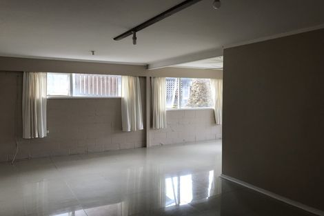 Photo of property in 20 Grenada Avenue, Forrest Hill, Auckland, 0620