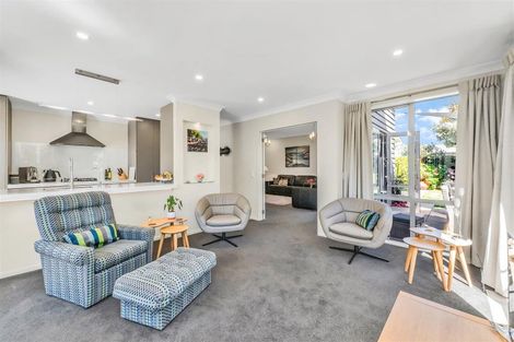 Photo of property in 49 Coolspring Way, Redwood, Christchurch, 8051