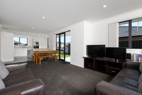 Photo of property in 33 Taffe Crescent, Pyes Pa, Tauranga, 3112