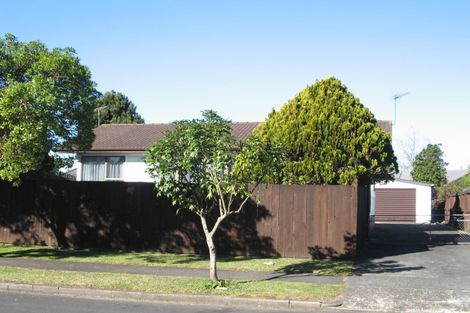 Photo of property in 8 Bluewater Place, Wattle Downs, Auckland, 2103