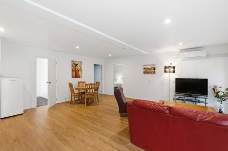 Photo of property in 17 Amapur Drive, Khandallah, Wellington, 6035