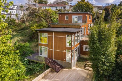 Photo of property in 2/114 Sunrise Avenue, Mairangi Bay, Auckland, 0630