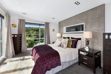 Photo of property in 32 Roys Road, Plimmerton, Porirua, 5026