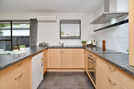 Photo of property in 2 Flaxwood Lane, Waltham, Christchurch, 8023