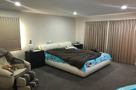 Photo of property in 58 Laurel Oak Drive, Schnapper Rock, Auckland, 0632