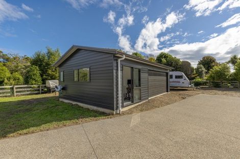 Photo of property in 105 Peka Peka Road, Peka Peka, Waikanae, 5391