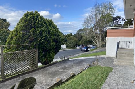 Photo of property in 11 Beswick Place, Birkdale, Auckland, 0626