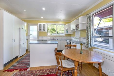 Photo of property in 2/10 Karen Lane, Beckenham, Christchurch, 8023