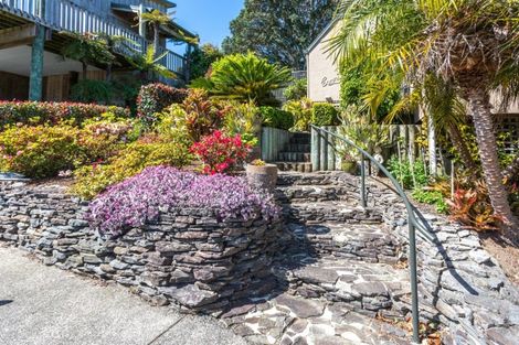 Photo of property in 118 Bambury Place, Onemana, Whangamata, 3691