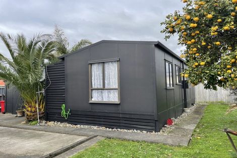 Photo of property in 2a Hendon Place, West End, Palmerston North, 4412