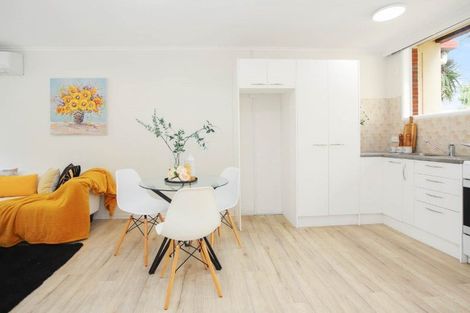 Photo of property in 2/49 Simkin Avenue, St Johns, Auckland, 1072