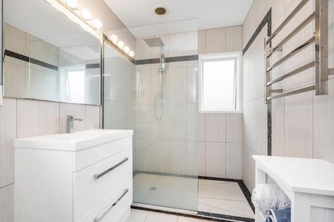 Photo of property in 25 Papaka Road, Ngunguru, Whangarei, 0173