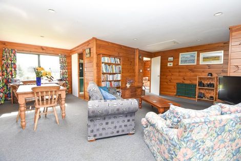 Photo of property in 65a Connollys Line, Carterton, 5713