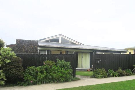 Photo of property in 2 Hibiscus Grove, Maungaraki, Lower Hutt, 5010