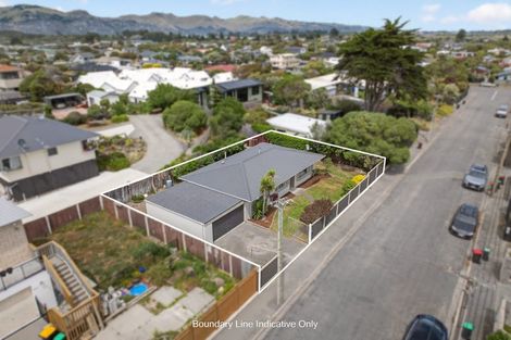 Photo of property in 3 Drake Street, New Brighton, Christchurch, 8061