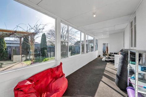 Photo of property in 12 Craig Street, Stratford, 4332