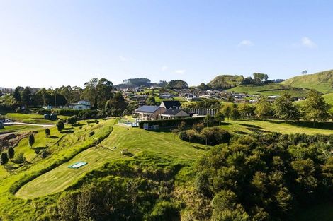 Photo of property in 23 Te Auhi Way, Welcome Bay, Tauranga, 3112