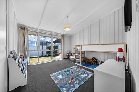 Photo of property in 98 Torkar Road, Clarks Beach, 2122