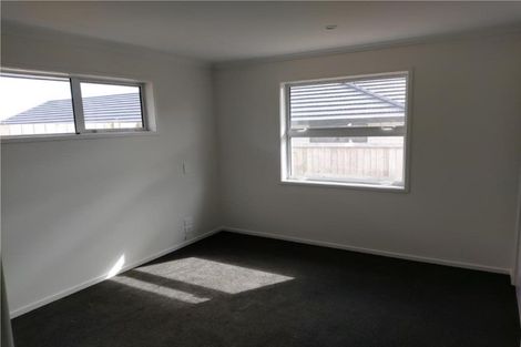 Photo of property in 22 Komata Crescent, Papamoa Beach, Papamoa, 3118