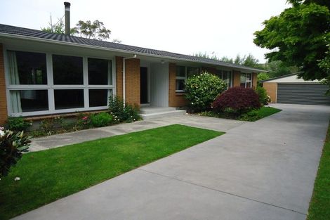 Photo of property in 9 Parkstone Avenue, Ilam, Christchurch, 8041