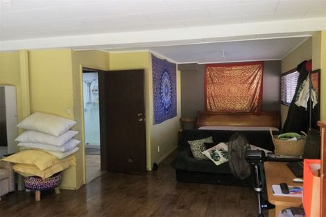 Photo of property in 39 Avondale Road, Avondale, Auckland, 1026