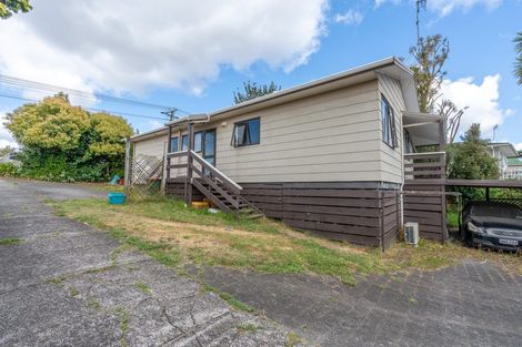 Photo of property in 8a Carey Street, Maeroa, Hamilton, 3200