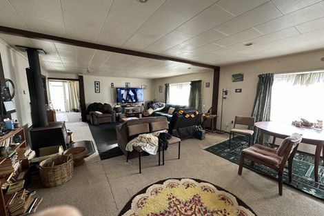 Photo of property in 26 York Street, Eltham, 4322