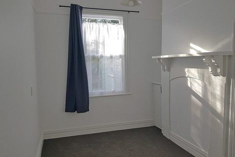 Photo of property in 20a Waripori Street, Berhampore, Wellington, 6023