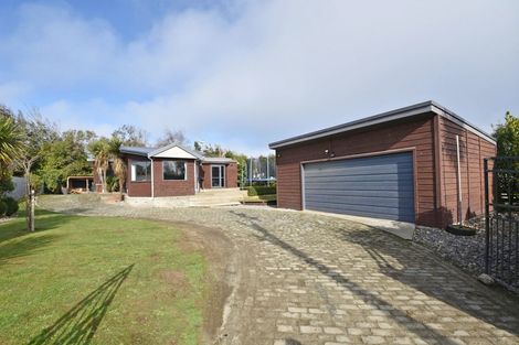 Photo of property in 205 Dunns Road, Otatara, Invercargill, 9879