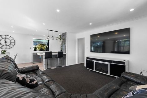 Photo of property in 10 Dillon Drive, Bell Block, New Plymouth, 4312
