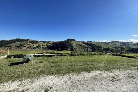 Photo of property in 217 Heatley Road, Whakapirau, 0583