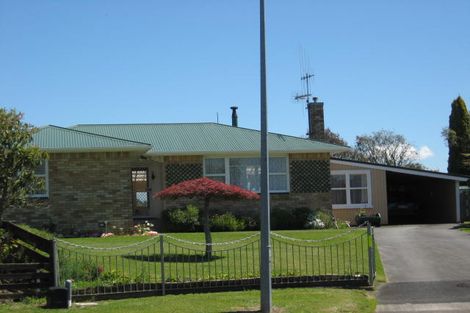 Photo of property in 96 Warburton Crescent, Te Awamutu, 3800