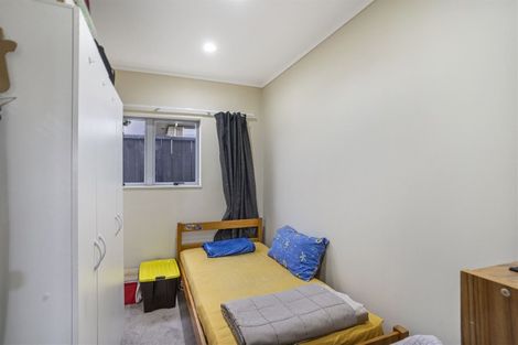 Photo of property in 5a Everingham Place, Sunnyhills, Auckland, 2010