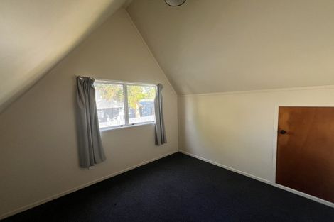 Photo of property in 99 Kemp Road, Massey, Auckland, 0614