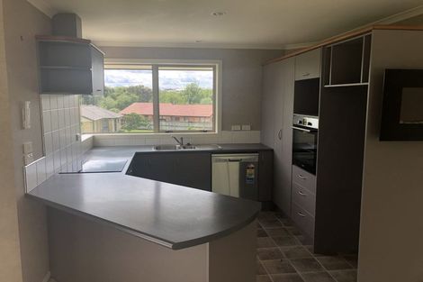 Photo of property in 43 Twickenham Place, Nawton, Hamilton, 3200