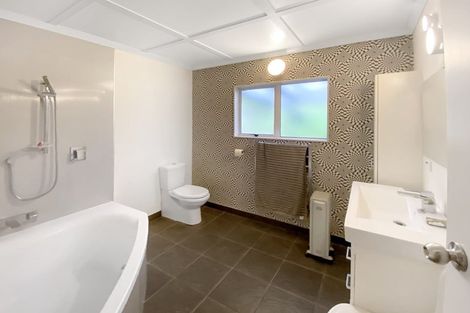 Photo of property in 10 D'arcy Road, Bastia Hill, Whanganui, 4500