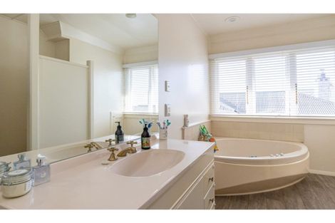 Photo of property in 285 Church Street, West End, Timaru, 7910