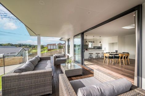 Photo of property in 30 Admiralty Drive, Haruru, 0204