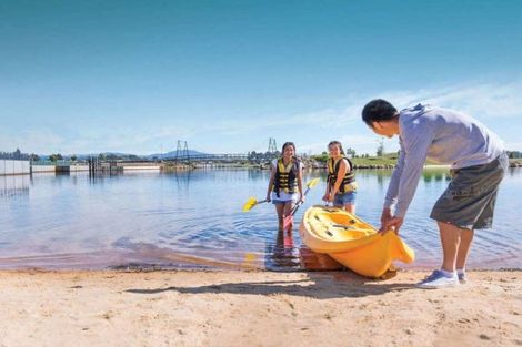 Photo of property in 40 Tutaipatu Avenue, Pegasus, 7612