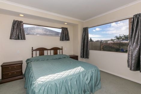 Photo of property in 19 Aintree Place, Taradale, Napier, 4112